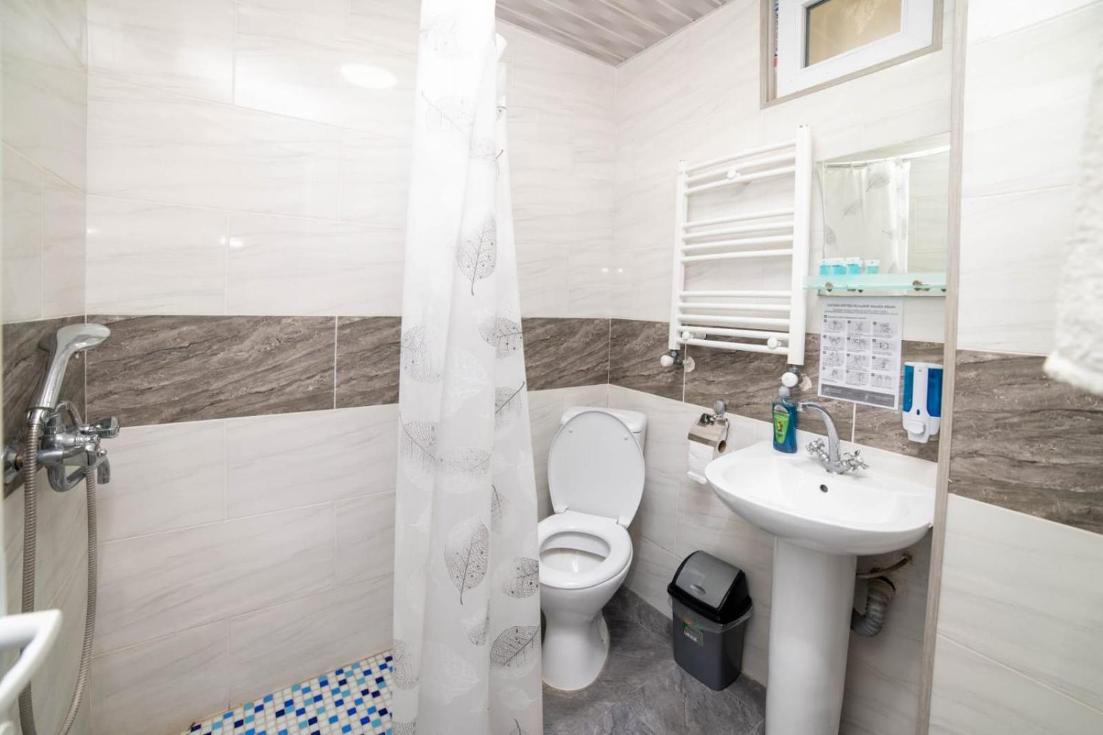 Guest House Kavkasioni 33 Telavi Eksteriør bilde